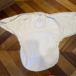 Nested Bean Zen Swaddle Classic in White